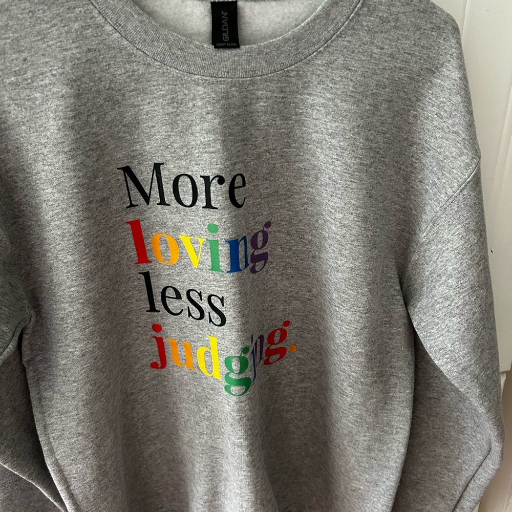 NWOT RAINBOW Crewneck Sweatshirt w/Multicolor POWERFUL Meaningful Saying VIBRANT - Picture 9 of 9